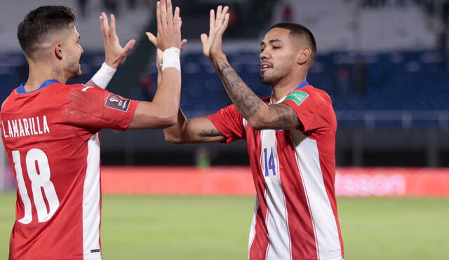 La selección paraguaya volvió a ganarle a Venezuela en casa después de dos partidos. Foto: Albirroja