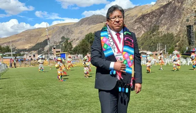 Jorge Luis Flores Ancachi representa a la región de Puno en el Congreso de La República. Foto: Facebook de Flores Ancachi