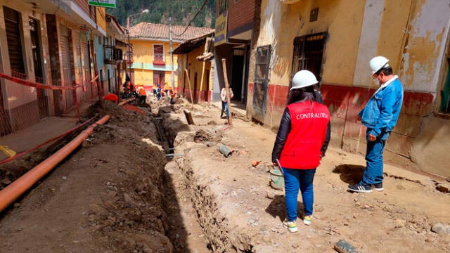 Contraloría realiza control concurrente a obra de reconstrucción de calles en Pomabamba. Foto: Contraloría.