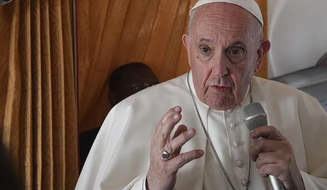 El papa Francisco afirmó contundentemente que “nunca” ha negado la comunión y pidió que ya no se haga. Foto: AFP