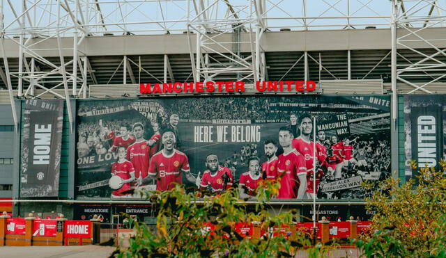 El recinto deportivo busca tener una remodelación que lo ponga a la altura de otros estadios de Inglaterra y Europa. Foto: Facebook/Manchester United