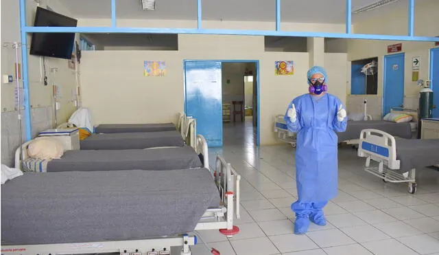 Las camas que antes estaban saturadas de pacientes ahora lucen desocupadas. Foto: Hospital Hipólito Unanue