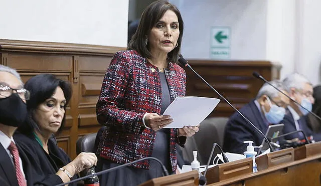 Postura. Patricia Juárez, del fujimorismo, defendió proyecto. Foto: Congreso