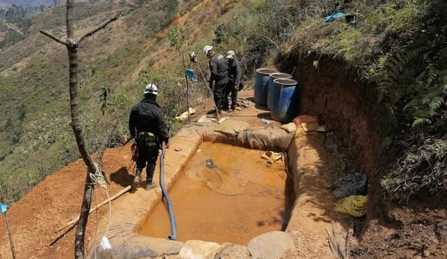 En La Libertad existen cerca de 2.000 asentamientos mineros ilegales Foto: FEMA