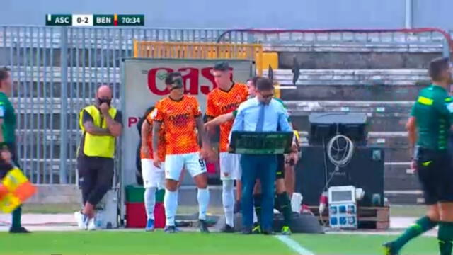 Gianluca Lapadula ingreso al minuto 71 del partido Benevento vs. Ascoli. Foto: Twitter