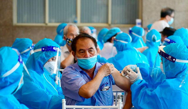 Cuba inició intercambios con expertos de la OMS para el reconocimiento de Abdala y Soberana 02. Foto: AFP