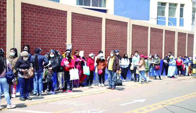 Los adolescentes ya pueden vacunarse en Tacna. Foto: La República