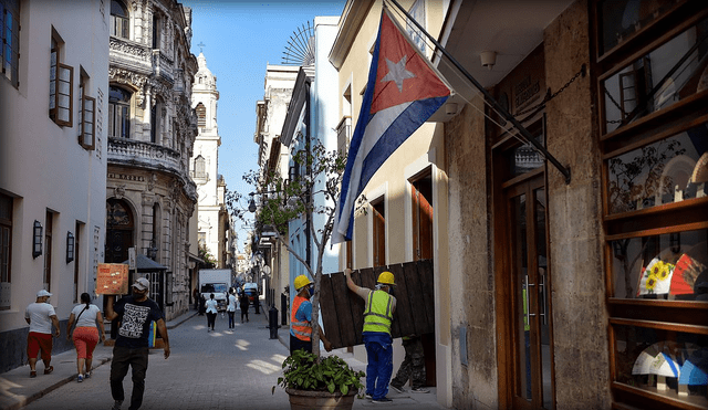 Cuba: entra en vigor la resolución que autoriza la creación de micro, pequeñas y medianas empresas. Foto: AFP
