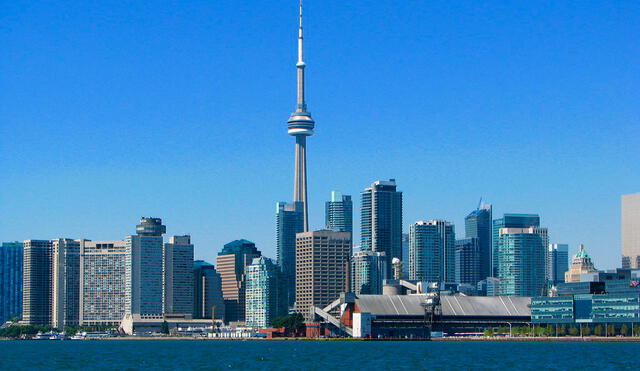 Toronto es una de las varias ciudades de primer nivel para estudiar o trabajar en Canadá. Foto: Flickr