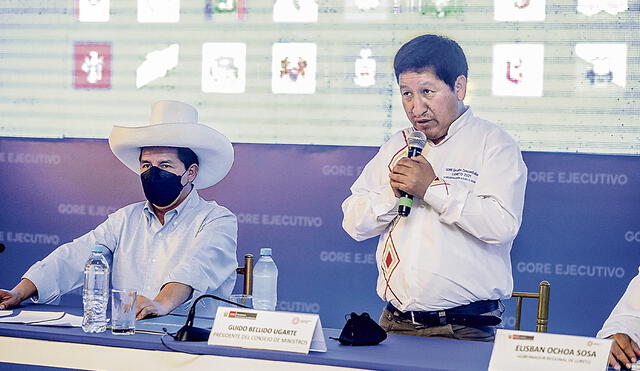 Cercanos. Castillo y Bellido aparecieron juntos ayer durante la clausura del GORE Ejecutivo realizado en Iquitos, como si nada hubiera pasado. Foto: difusión