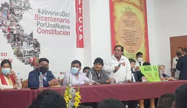 Evo Morales fue bien recibido en Arequipa por los simpatizantes de Perú Libre. Foto: URPI /Alexis Choque