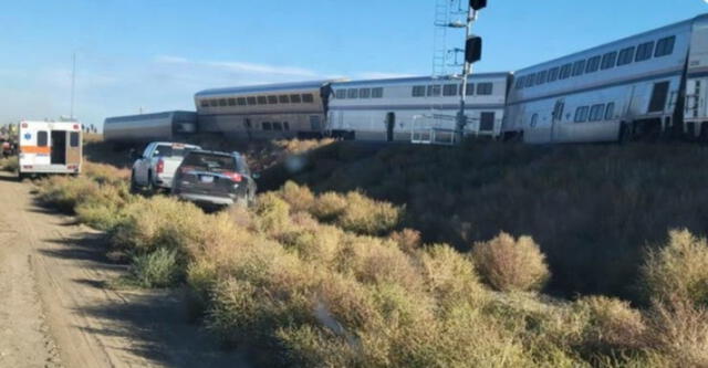 Cinco de los vagones del tren descarrilaron a las 16:00 hora local, informó la empresa de ferrocarriles Amtrak. Foto: Washington Post