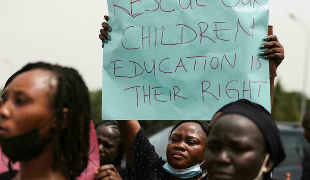 Para muchos estudiantes, Nigeria ya no es una opción para continuar sus formación, ya que el país no es seguro. Foto: Kola Sulaimon / AFP