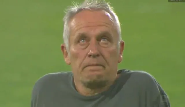 Técnico de Friburgo lloró en el último partido de su equipo en su estadio. Foto: ESPN