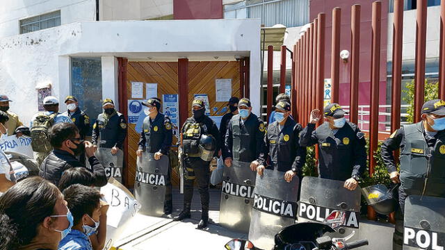 Protesta. Pobladores de Lomas hicieron plantón en GRA. Foto: La República