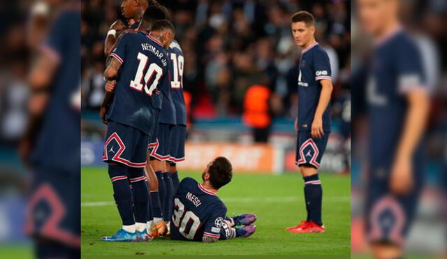 Neymar y Ander Herrera se sorprendieron por ver a Messi en el suelo. Foto: Instagram