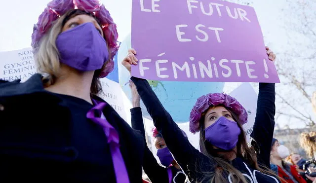 Una manifestación feminista en vísperas del Día de la Mujer en la Plaza de la República en París. Foto: Thomas Samson/AFP