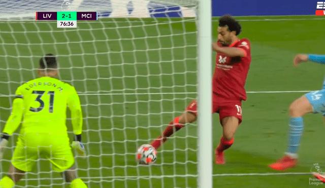 Mohamed Salah contribuyó con un gol en el empate 2-2 del Liverpool ante Manchester City por la Premier League. Foto: captura ESPN