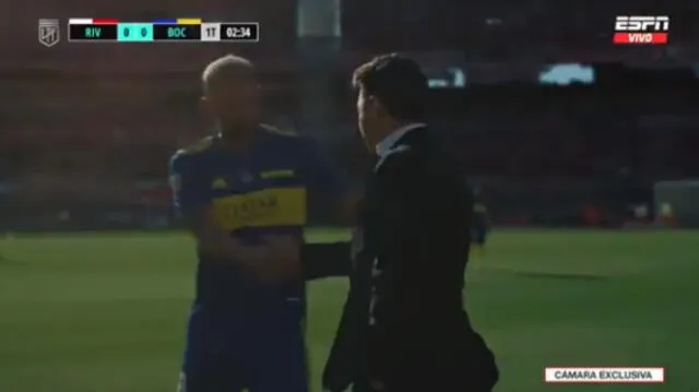Boca vs. River: Edwin Cardona se acercó a saludar al Marcelo Gallardo. Foto: Captura ESPN