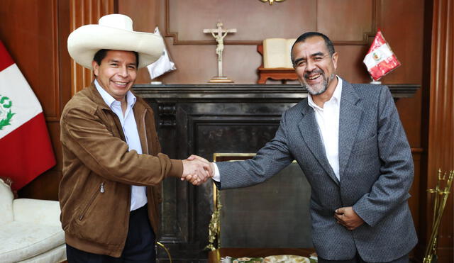 Iber Maraví recibió al presidente Pedro Castillo en su despacho. Foto: Twitter de Iber Maraví
