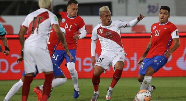 Perú vs. Chile se verá desde las 8.00 p. m. (hora peruana). Foto: EFE