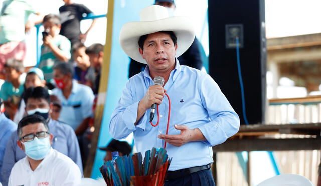 Pedro Castillo arribó a Ucayali para atender las necesidades de la población y coordinar acciones con autoridades locales. Foto: Presidencia.