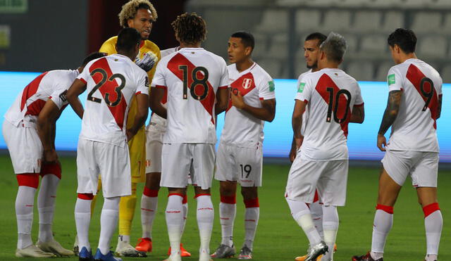Dos jugadores de la selección peruana vieron la cartulina amarilla en la última fecha. Foto: Luis Jiménez/GLR