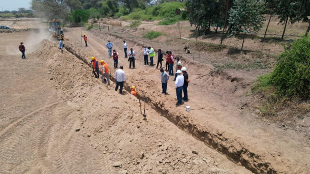 Trabajos en la línea de conducción de agua a Pacora tiene un avance del 40%. Foto: Gobierno Regional de Lambayeque.