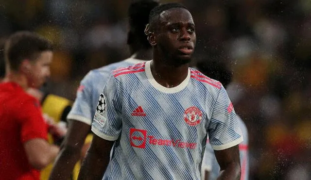 Aaron Wan-Bissaka podría ser parte del plantel que enfrente a Atlanta en Champions League. Foto: Manchester United/Twitter