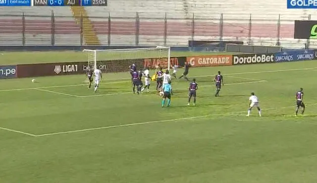 Godoy falló el primero para Mannucci a los 23 minutos. Foto: captura Gol Perú