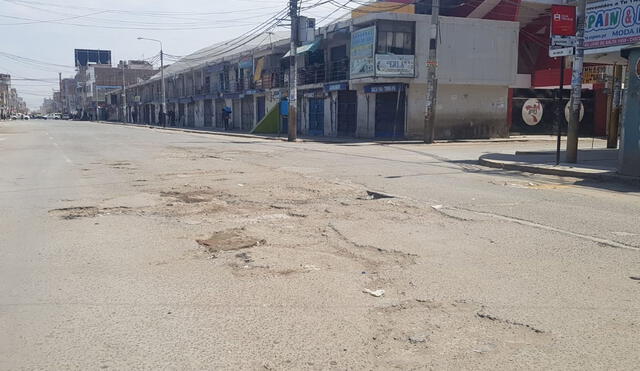 hasta el momento, se desconoce si el municipio realizará algún trabajo de señalización y parchado de calles. Foto: Rosa Quincho/URPI-GLR