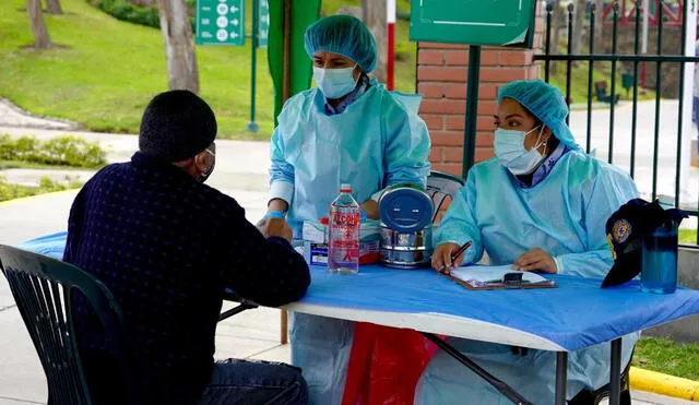 Ciudadanos pueden realizarse pruebas de descarte de COVID-19. Foto: Diris Lima Sur