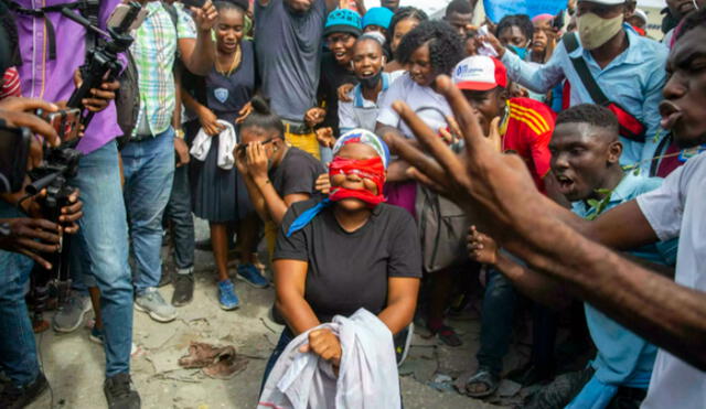 La sociedad haitiana ha protestado en repetidas ocasiones en contra de su precaria situación de seguridad y el aumento de secuestros y asesinatos. Foto: France24