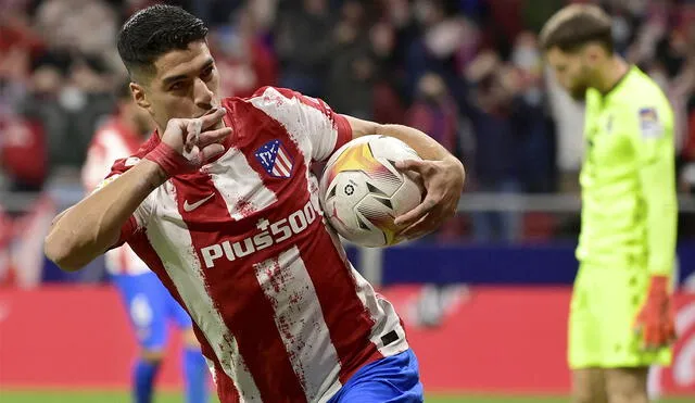 Luis Suárez hizo dos goles en el encuentro entre Atlético Madrid y Real Sociedad. Foto: AFP