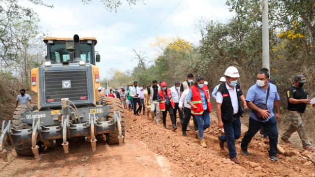 Ministro Juan Silva inspeccionó obras de Corredor Vial Alimentador en región Tumbes. Foto: MTC.