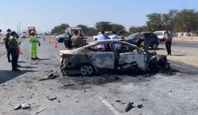 Fiscales y peritos forenses llegaron a la escena del accidente para realizar el levantamiento de los cadáveres. Foto: captura de video/El Reportero Áncash.