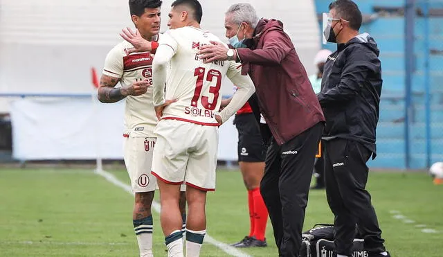 Gregorio Pérez se puso el buzo crema en dos oportunidades. Foto: Universitario