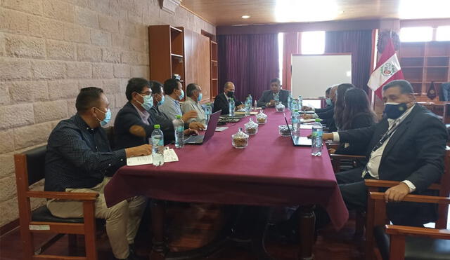 Vicegobernador Gutiérrez se reunió con equipo técnico del proyecto Majes Siguas II. Foto: GRA