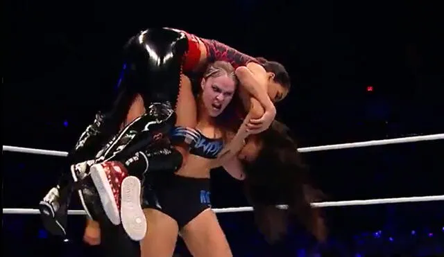 Ronda Rousey firmó con WWE en 2018. Foto: captura de pantalla WWE