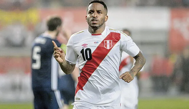 En lista. Farfán integraría la lista de convocados por el ‘Tigre’ para enfrentar a Bolivia y Venezuela en noviembre por las Eliminatorias a Qatar 2022. Foto: AFP