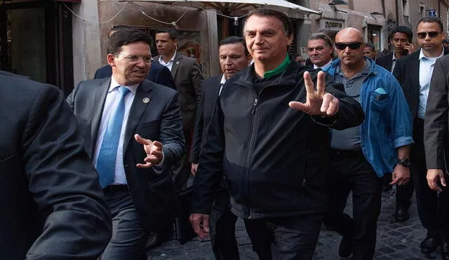 Bolsonaro llegó este viernes a Roma para participar en la cumbre del G20. Foto: EFE