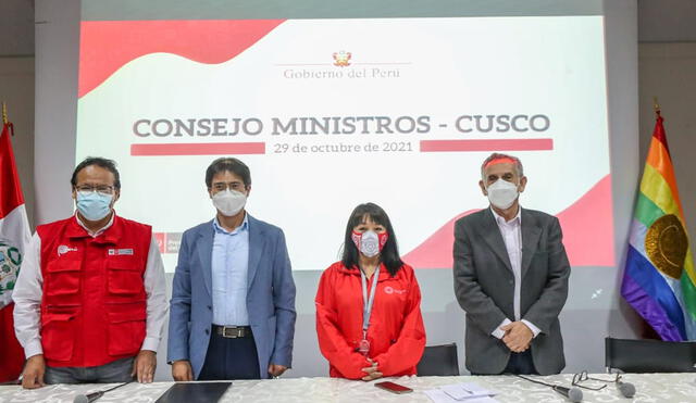 Mirtha Vásquez expuso los acuerdos logrados en Consejo de Ministros desde Cusco. Foto: PCM