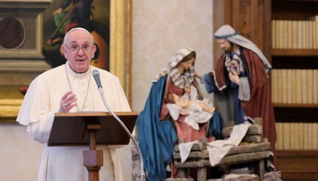 El papa Francisco celebra una audiencia privada semanal con motivo de la Navidad. Foto: AFP