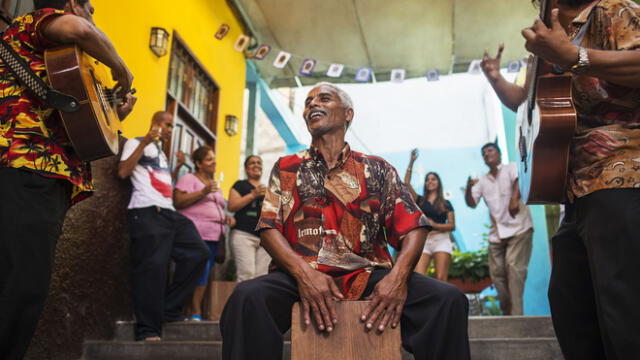 Han pasado setenta y siete años desde que se celebró por primera vez el Día de la Canción Criolla. Foto: Perú Travel