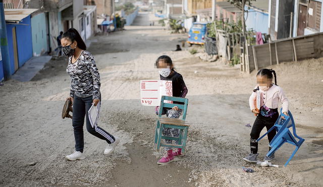 Condiciones distintas. En la periferia de Lima, hay colegios precarios. A evaluar condiciones. Foto: Antonio Melgarejo/La República