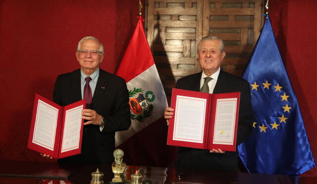 Borrell manifestó que Perú es su primer destino en América Latina, con lo que quiso demostrar la importancia que tienen para la UE las relaciones con Perú. Foto: Andina
