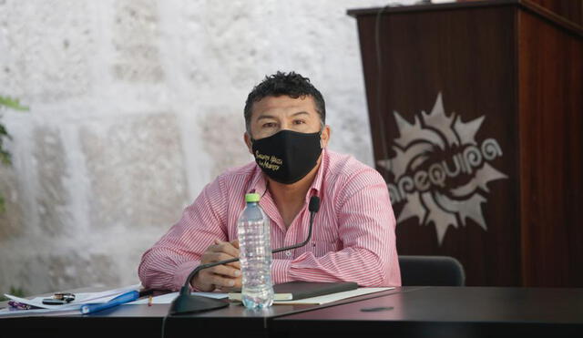 Zúñiga retornó sus funciones como consejero tras detención de 10 días. Foto: Rodrigo Talavera/La República
