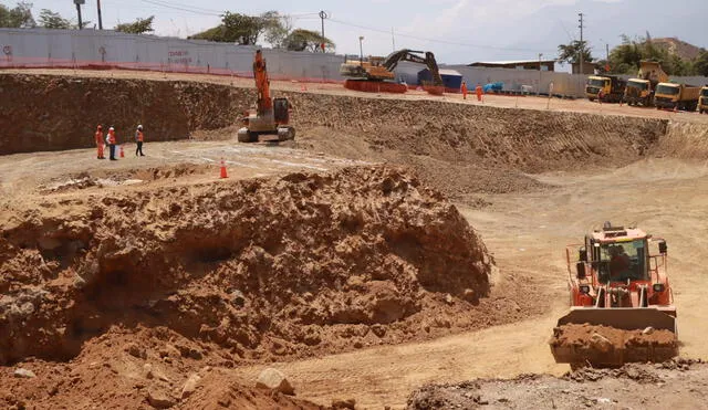 Trabajos de remoción de tierras para la obra están en 85% de avance. Foto: GRLL