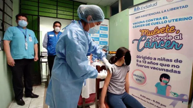 Niñas entre 9 y 13 años fueron protegidas contra el VPH en La Esperanza. Foto: EsSalud