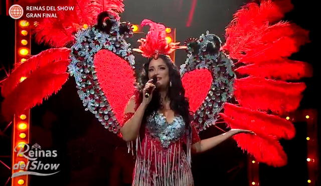 Mariella Zanetti sorprendió a Gisela Valcárcel al aparecer con plumas y lentejuelas. Foto: captura/América TV